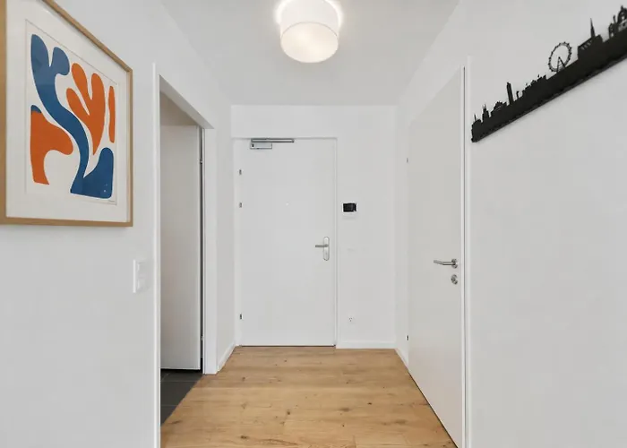 Апартаменты Bright Modern *